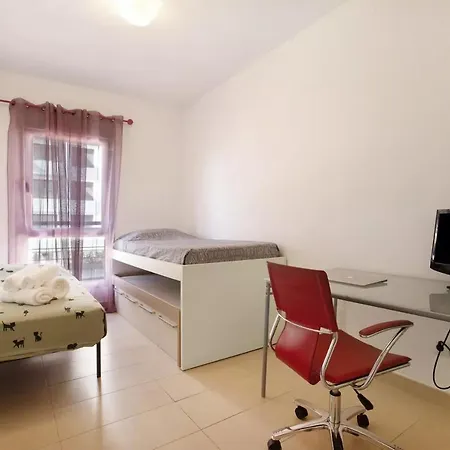 Apartamento Campus Parking Included Málaga